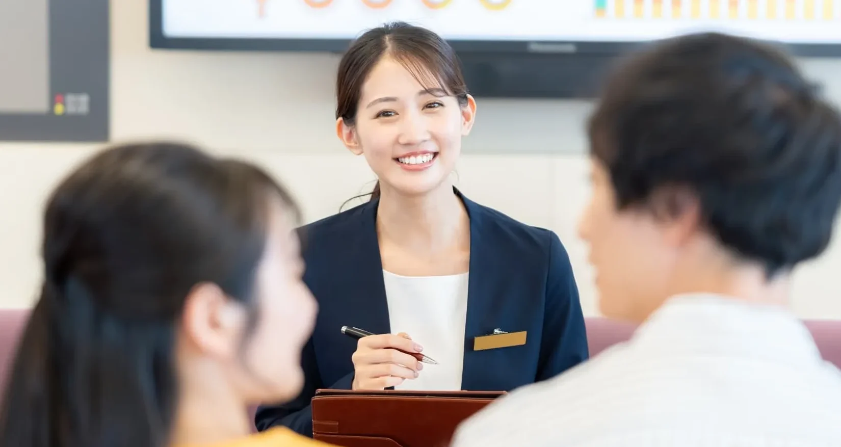 「何から始めればいい？」という不安を、 「あなたに頼んでよかった」という確信へ。