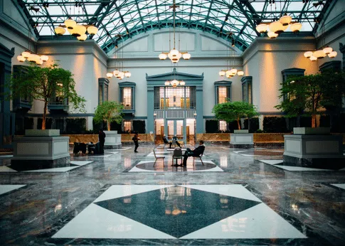 その想いを、一生続く物語の始まりに。｜福岡のウェディングトータルプロデュースthe roots