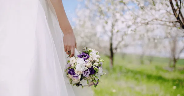 結婚式場予約は何ヶ月前がベスト?後悔しない決定時期と準備